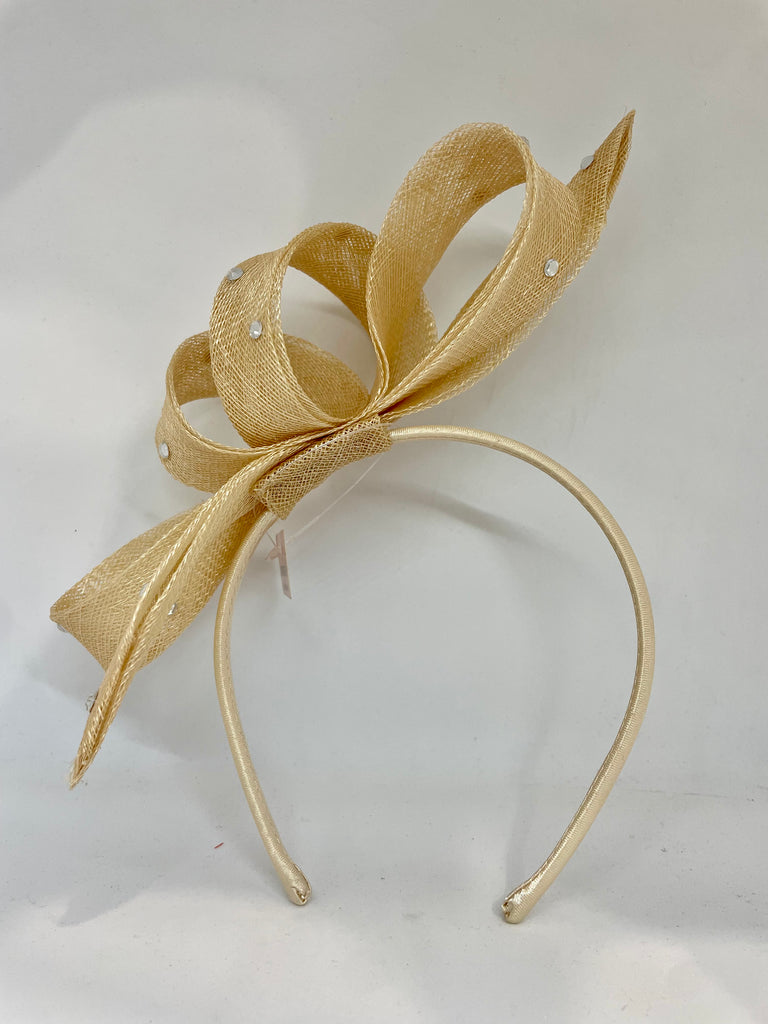 Nika Fascinator - Cream